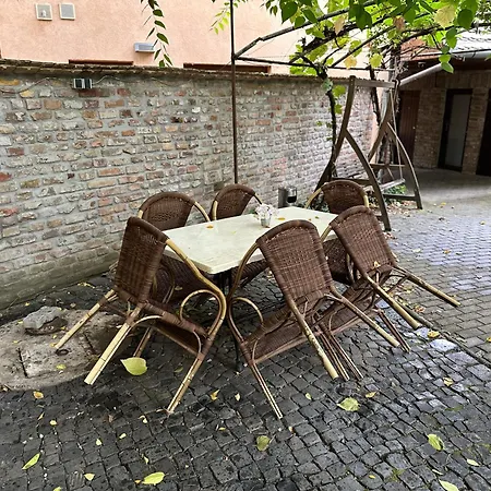 Partapartman Apartment